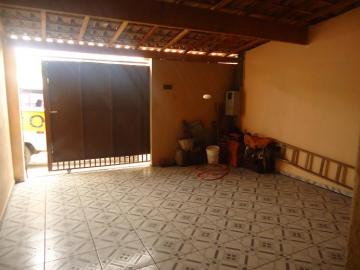 Alugar Casa / Padrão em Pindamonhangaba. apenas R$ 190.000,00