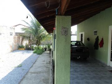 Alugar Casa / Padrão em Pindamonhangaba. apenas R$ 500.000,00