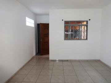 Alugar Casa / Sobrado Padrão em Pindamonhangaba. apenas R$ 350.000,00