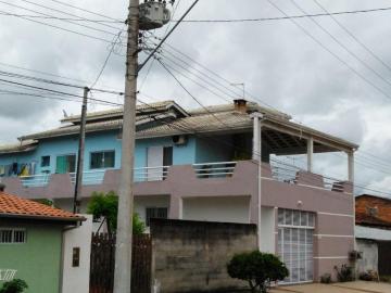 Alugar Casa / Sobrado Padrão em Caraguatatuba. apenas R$ 950.000,00