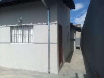 Alugar Casa / Padrão em Pindamonhangaba R$ 700,00 - Foto 3 Alugar Casa / Padrão em Pindamonhangaba R$ 700,00 - Foto 3