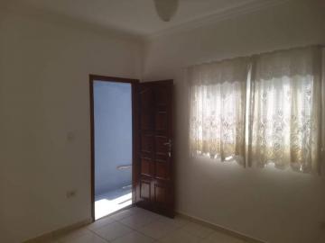 Alugar Casa / Padrão em Pindamonhangaba R$ 700,00 - Foto 4 Alugar Casa / Padrão em Pindamonhangaba R$ 700,00 - Foto 4