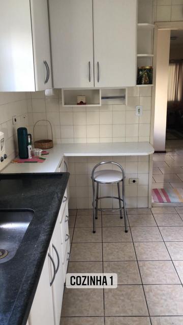 Alugar Casa / Sobrado Padrão em São José dos Campos. apenas R$ 650.000,00