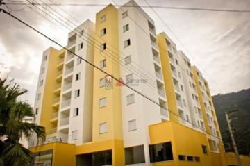Alugar Apartamento / Padrão em Caraguatatuba. apenas R$ 988,00