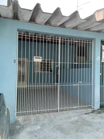 Alugar Casa / Sobrado Padrão em São José dos Campos. apenas R$ 250.000,00