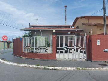 Alugar Casa / Padrão em Tremembé. apenas R$ 550.000,00