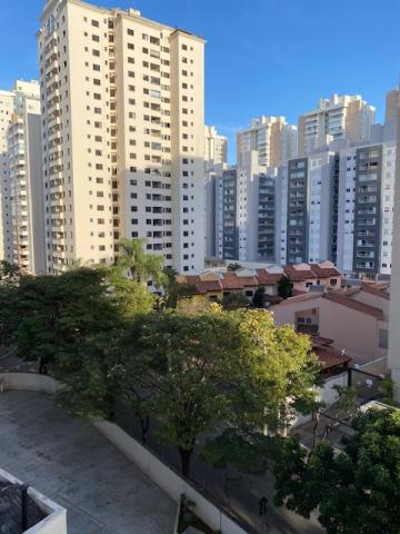 Alugar Apartamento / Padrão em São José dos Campos. apenas R$ 800.000,00