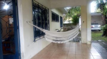 Alugar Casa / Padrão em Caraguatatuba. apenas R$ 1.600,00