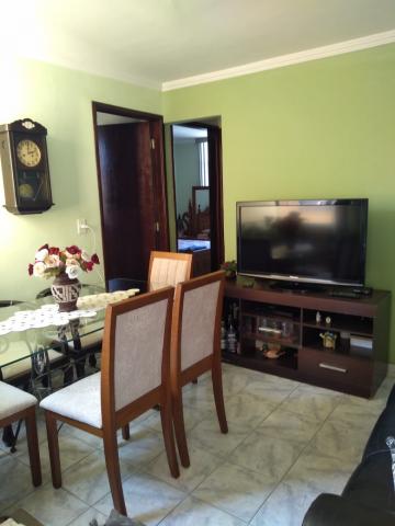 Alugar Apartamento / Padrão em São José dos Campos. apenas R$ 197.000,00