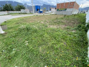 Alugar Terreno / Padrão em Condomínio em Caraguatatuba. apenas R$ 195.000,00