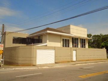 Alugar Casa / Sobrado Padrão em São José dos Campos. apenas R$ 6.000,00