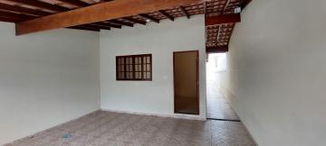 Alugar Casa / Padrão em Pindamonhangaba. apenas R$ 850,00