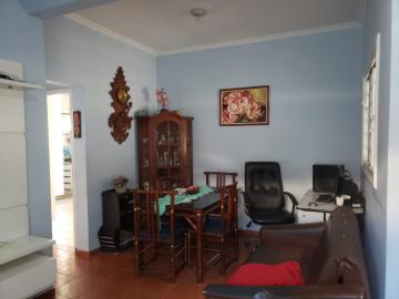 Alugar Casa / Padrão em São José dos Campos. apenas R$ 742.000,00