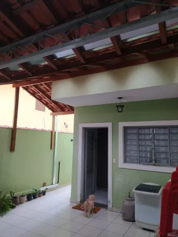 Alugar Casa / Sobrado Padrão em São José dos Campos. apenas R$ 640.000,00