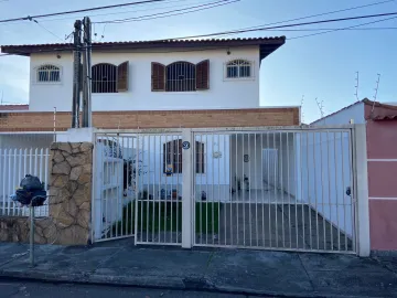 Alugar Casa / Sobrado Padrão em São José dos Campos. apenas R$ 760.000,00