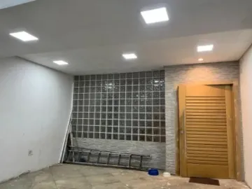 Alugar Casa / Sobrado Padrão em São José dos Campos. apenas R$ 700.000,00