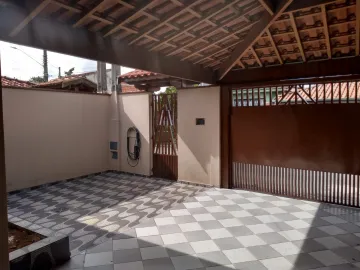 Alugar Casa / Padrão em Pindamonhangaba. apenas R$ 250.000,00