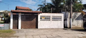 Alugar Casa / Padrão em Caraguatatuba. apenas R$ 975.000,00
