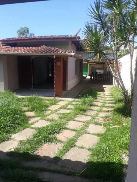 imagem 3 - Casa térrea com piscina e 4 quartos imagem 3 - Casa térrea com piscina e 4 quartos