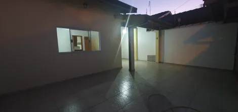 Alugar Casa / Padrão em Pindamonhangaba. apenas R$ 350.000,00