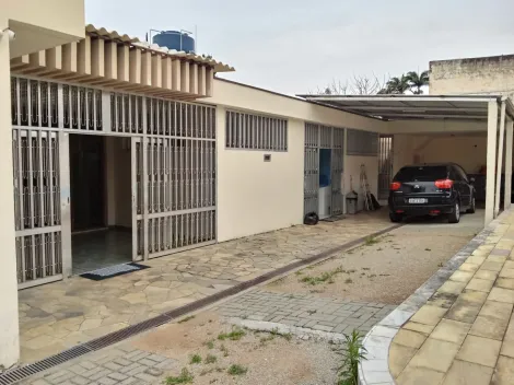 Casa à venda com 3 Domitórios 450m² de construção - JARDIM ESPLANADA - SÃO JOSÉ DOS CAMPOS