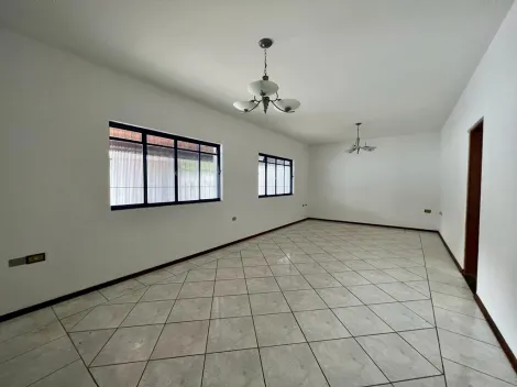 Sobrado á venda com 4 dormitórios, 242m² - Bosque dos Eucaliptos - São José dos Campos/SP