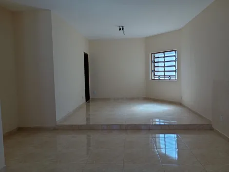 Casa à venda no Jardim Jequitiba em Caçapava 3 quartos sendo 1 suite R$640.000,00