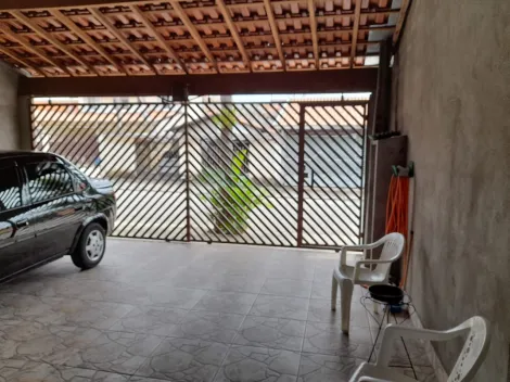 Alugar Casa / Sobrado Padrão em São José dos Campos. apenas R$ 460.000,00