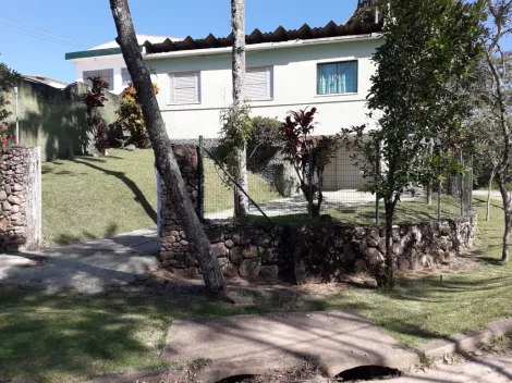 Alugar Casa / Padrão em Caraguatatuba. apenas R$ 640.000,00