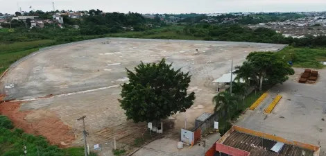 Jacarei Jardim California Area Locacao R$ 100.000,00  Area do terreno 53000.00m2 