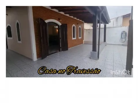 Alugar Casa / Padrão em Caraguatatuba. apenas R$ 430.000,00