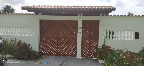 Bela casa avarandada, mobiliada, disponível para locação e venda no Bairro Martim de Sá. Oportunidade Única de morar no bairro mais procurado de Caraguatatuba!