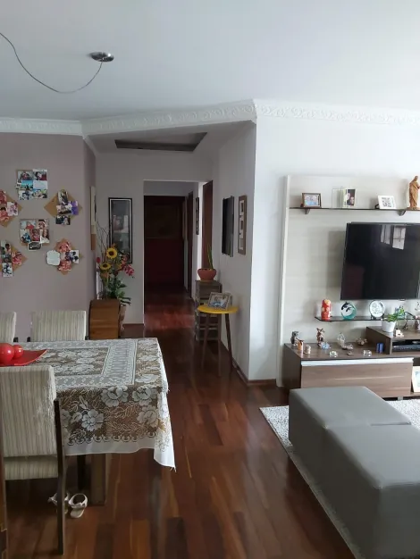 Alugar Apartamento / Padrão em São José dos Campos. apenas R$ 930.000,00