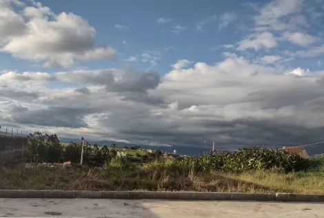 Alugar Terreno / Padrão em São José dos Campos. apenas R$ 200.000,00