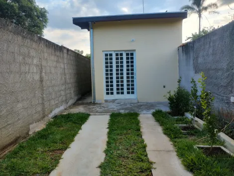 Alugar Casa / Padrão em Pindamonhangaba. apenas R$ 220.000,00
