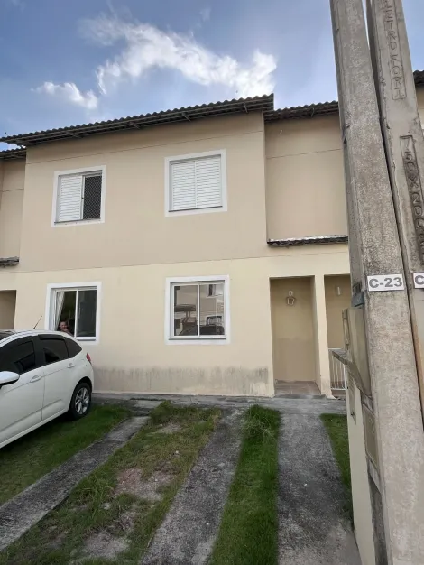 Alugar Casa / Sobrado Condomínio em Jacareí. apenas R$ 235.000,00