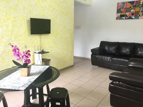 Alugar Apartamento / Padrão em Ubatuba. apenas R$ 450.000,00