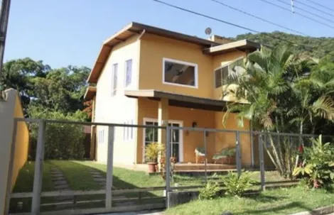 Alugar Casa / Condomínio em Caraguatatuba. apenas R$ 980.000,00