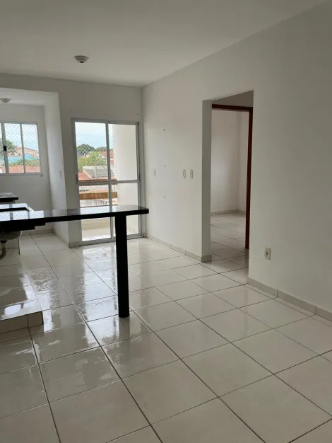 Alugar Apartamento / Padrão em Pindamonhangaba. apenas R$ 1.000,00