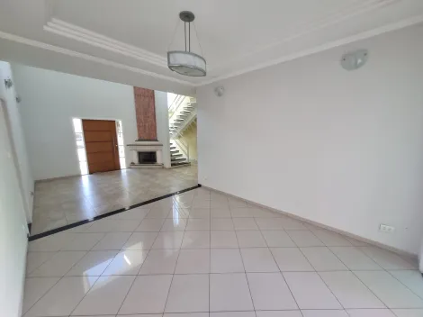 Casa linda em condomínio próximo ao Shopping Pátio Pinda!