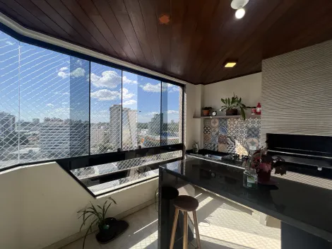 Apartamento 4 dormitórios 176 m²