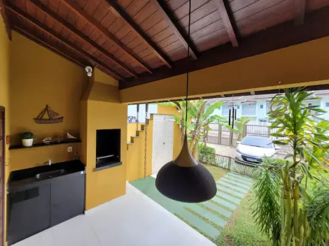 Alugar Casa / Sobrado Condomínio em Caraguatatuba. apenas R$ 560.000,00
