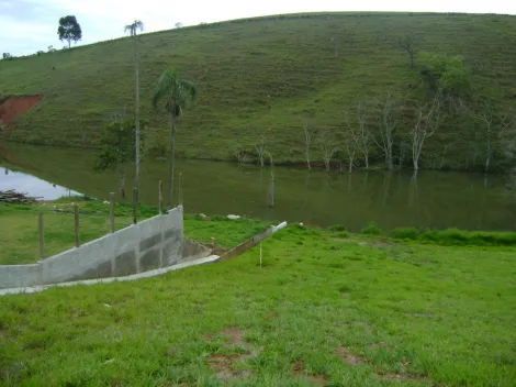 imagem 4 - Terreno - Padrão em Condomínio imagem 4 - Terreno - Padrão em Condomínio