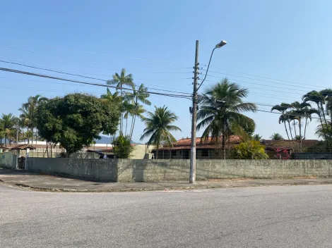 imagem 1 - Excelente área bem localizada de esquina e de frente para praça. imagem 1 - Excelente área bem localizada de esquina e de frente para praça.