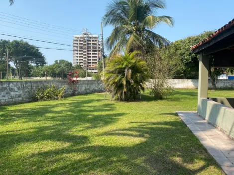 imagem 3 - Excelente área bem localizada de esquina e de frente para praça. imagem 3 - Excelente área bem localizada de esquina e de frente para praça.