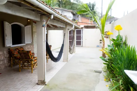 imagem 1 - Casa com 4 dormitórios à venda no Sumaré-Caraguatatuba imagem 1 - Casa com 4 dormitórios à venda no Sumaré-Caraguatatuba