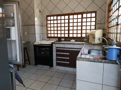 imagem 5 - Sobrado à Venda no Jardim Rosely em Pindamonhangaba imagem 5 - Sobrado à Venda no Jardim Rosely em Pindamonhangaba