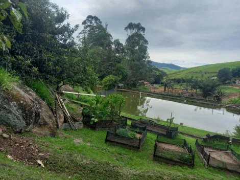 imagem 3 - Sitio em Paraibuna com arvores frutíferas,nativas, rosas e dois tanques de pesca. imagem 3 - Sitio em Paraibuna com arvores frutíferas,nativas, rosas e dois tanques de pesca.