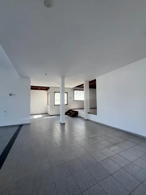 imagem 4 - `Casa de alto padrão disponivel para venda e locação` imagem 4 - `Casa de alto padrão disponivel para venda e locação`