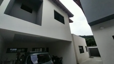 imagem 1 - Sobrado novo à venda em bairro seguro, tranquilo e residencial em Caraguatatuba, 3 suítes imagem 1 - Sobrado novo à venda em bairro seguro, tranquilo e residencial em Caraguatatuba, 3 suítes